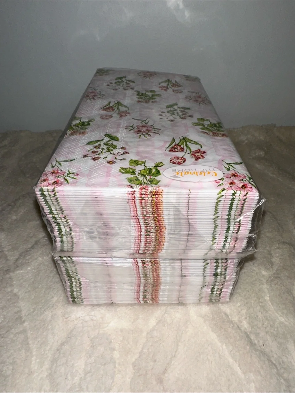 Celebrate THE HOME 32 x 2 pk Garden Bouquet Pink White Green Red Guest Towel